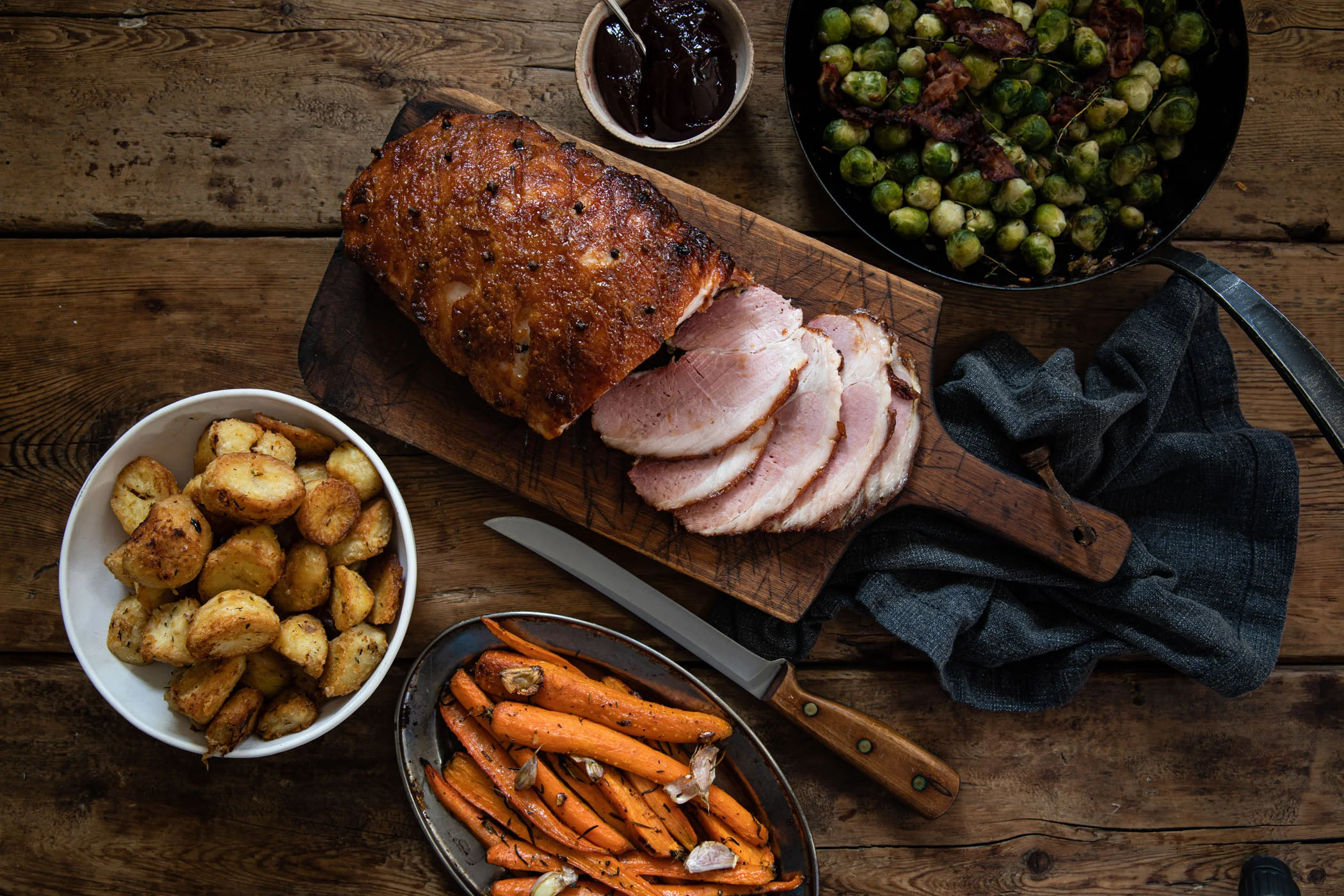 Dry-Cured York-Style Ham, Boneless & Uncooked - Image 4