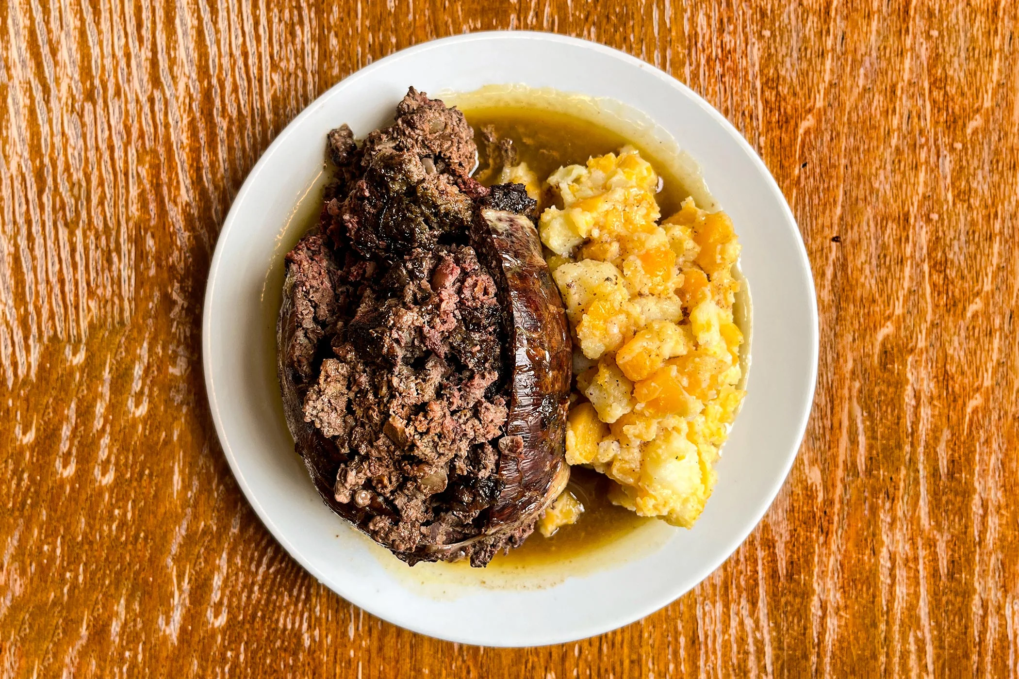 x St. JOHN Haggis - Image 3