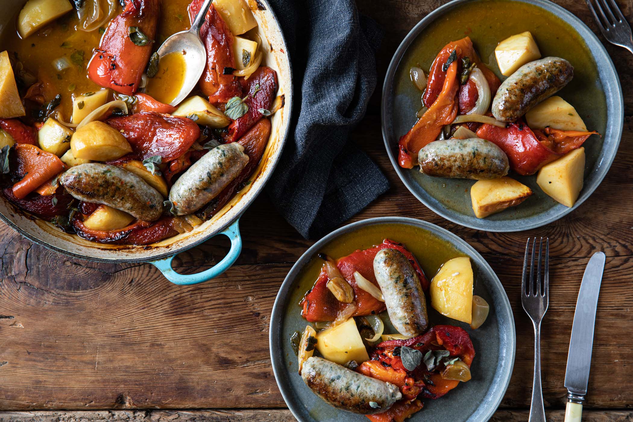 x THE COURTYARD DAIRY Wild Garlic Sausages w/ Old Roan Wensleydale - Image 4